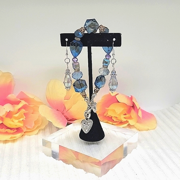 Blue Ice & Jewels Bracelet and Earrings Set - Picture 13 of 14